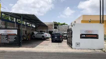 Foto de Autogarage Cozumel