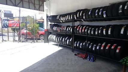 Foto de LLANTERA RUÍZ