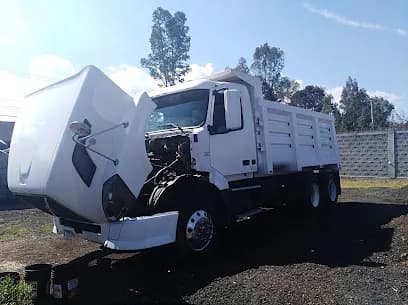 Foto de taller mecanico diesel