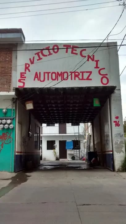 Foto de SERVICIO TECNICO AUTOMOTRIZ LA MESA