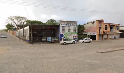 Foto de Servicio Mecánico y Refacciones Trini