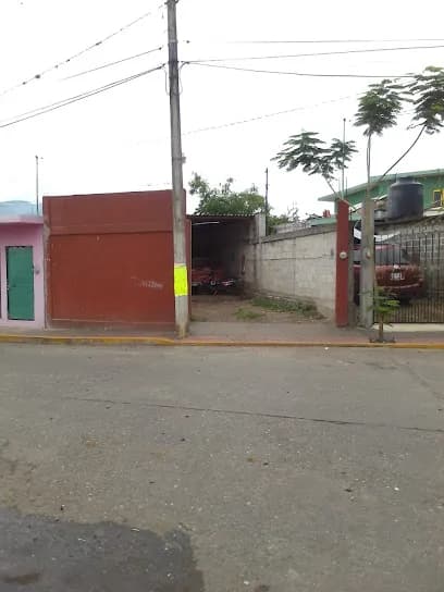 Foto de Taller de servicios mecánicos automotrices