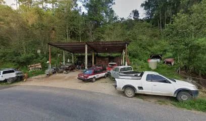 Foto de Taller mecánico automotriz y refacciones "san Juanito"