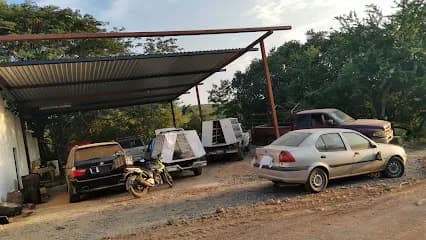 Foto de Taller mecánico "El Pantera"