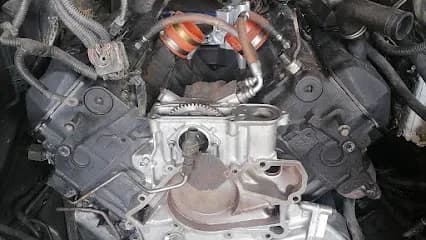 Foto de Taller mecanico industrial, diésel, gasolina. Ligero y pesado. Rescate carretero 24/7.