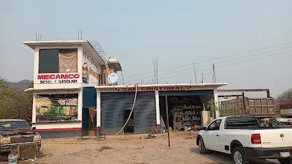 Foto de Taller mecanico san cristobal