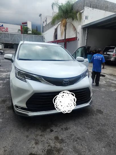 Foto de Regio Automotriz - Taller Mecánico en San Pedro