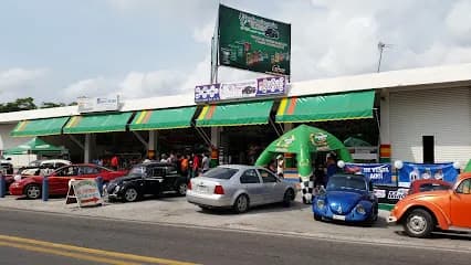 Foto de Refaccionaria El Potro