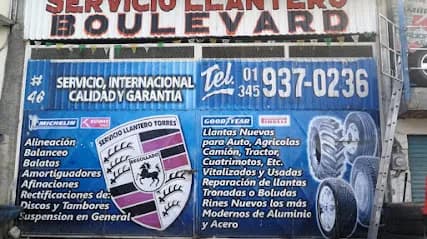 Foto de Servicio llantero Blvd