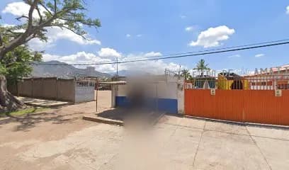 Foto de Taller Mecánico Automotriz Alvarado