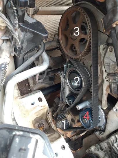 Foto de TALLER MECANICO ESPARZA