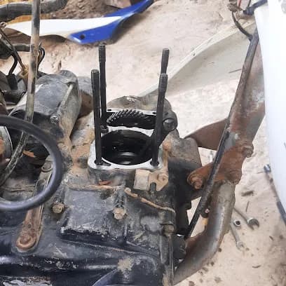 Foto de Taller de motos , reconstrucsion de cltch casanova