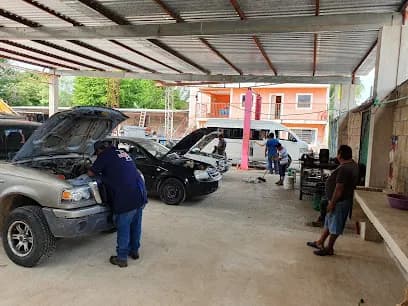 Foto de Taller y refaccionaría automotriz la bendicion