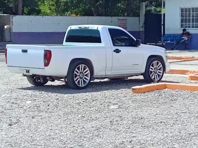 Foto de Taller De Suspensión Y Mecanica En General