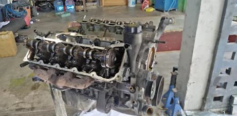 Foto de Talleres Cayetano's garage