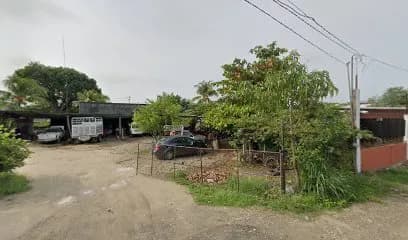 Foto de Taller de hojalatería y pintura automotriz “GOMEZ”