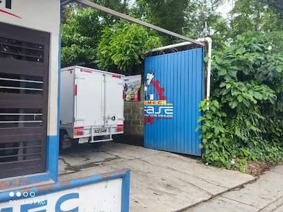 Foto de Taller Mecánico "Carfase"