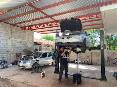 Foto de TALLER MECANICO GALVAN (EXTENSION)