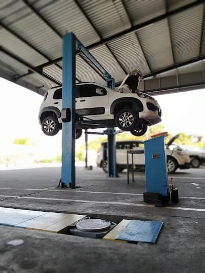 Foto de MarDav Car & Truck Center