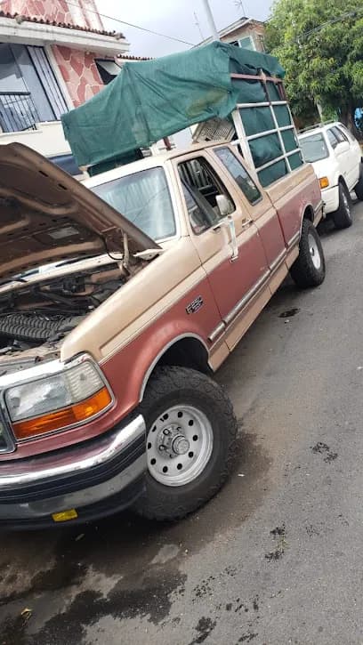 Foto de Servicio eléctrico y mecánico tauro