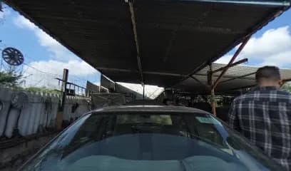 Foto de Taller mecanico Navel Hnos