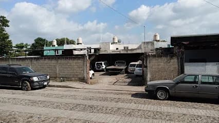 Foto de Taller mecanico automotriz maverick