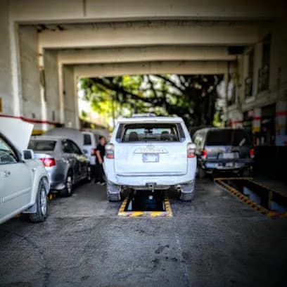 Foto de Taller mecanico automotriz Lubrica Express