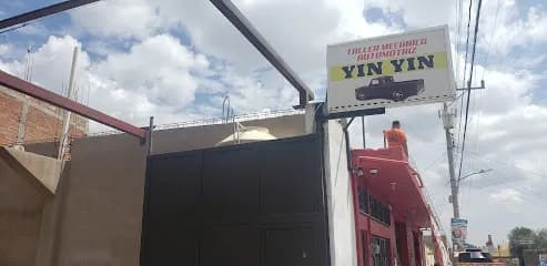 Foto de Taller mecanico yinyin