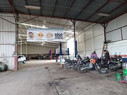 Foto de TALLER MECANICO ARCA DE NOE Y AUTOLAVADO
