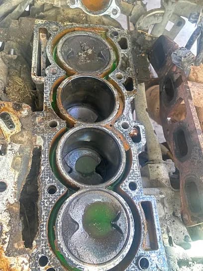 Foto de Vicars mechanic Taller Mecanico