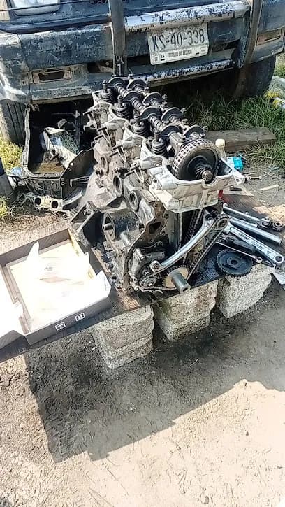 Foto de Taller Mecanico "AZUL"