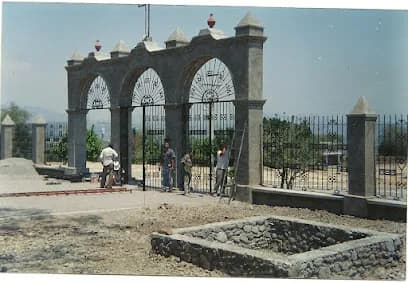 Foto de HERRERIA HURTADO Y ARTE COLONIAL