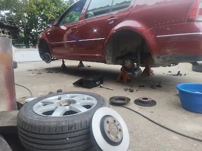 Foto de Taller mecánico Autofix LBO